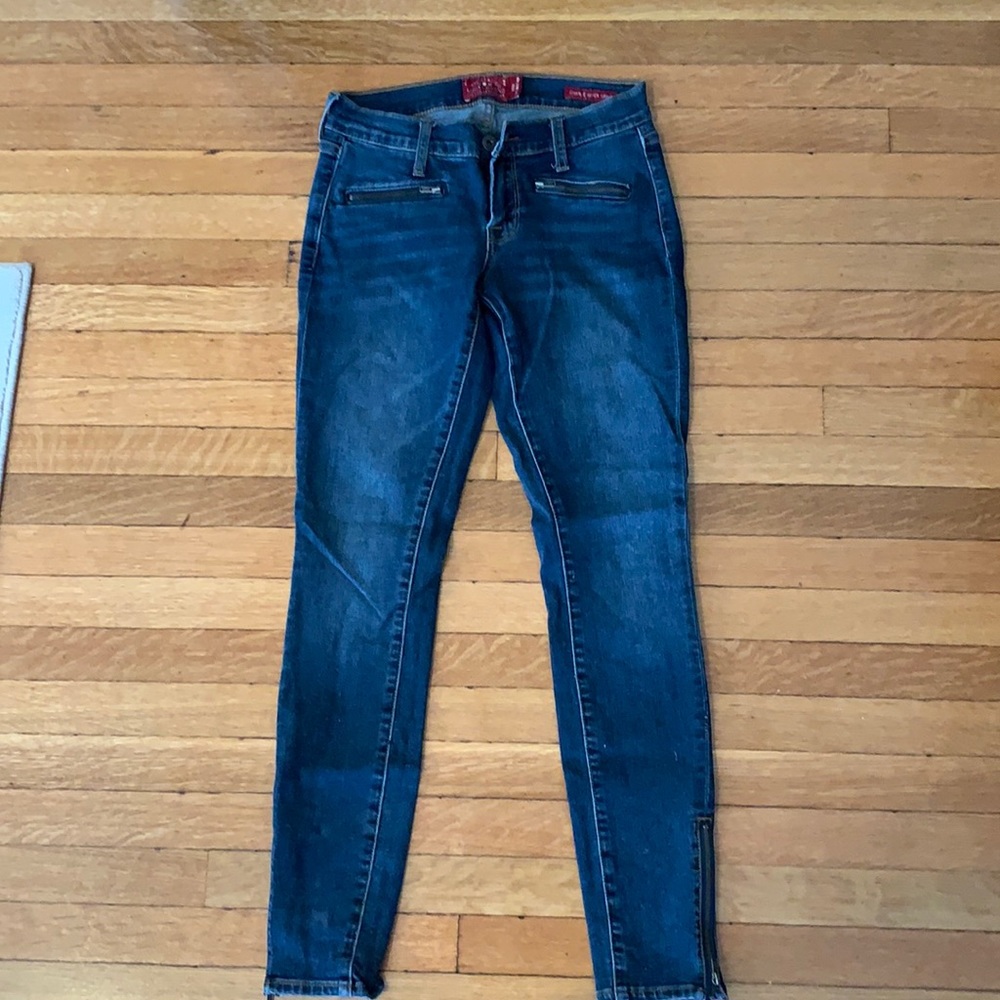 Lucky Charlie super skinny Jean with zippers